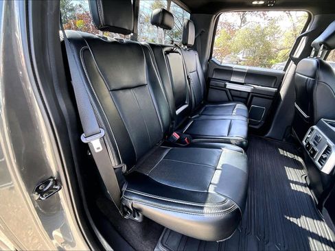 Used 2020 Ford F150 Lariat w/ Equipment Group 502A Luxury image 19