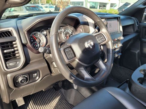 Used 2022 RAM 2500 Tradesman w/ Chrome Appearance Group image 12