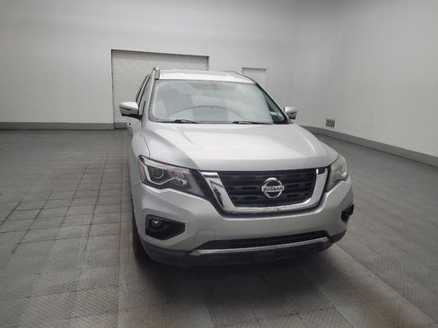 Used 2019 Nissan Pathfinder SL FWD image 14