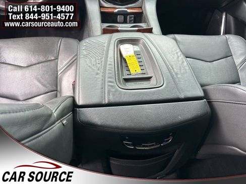 Used 2016 Cadillac Escalade Luxury image 18