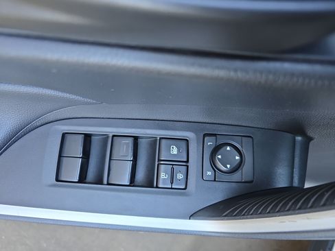 Certified 2025 Toyota RAV4 LE AWD/4WD image 26