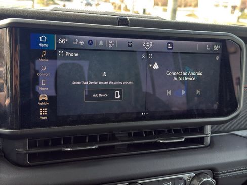 Used 2025 Jeep Gladiator Rubicon w/ Convenience Group image 15