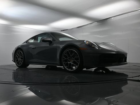 Certified 2025 Porsche 911 Carrera RWD image 47