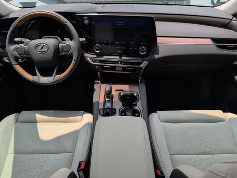 Certified 2026 Lexus RX 350 AWD w/ Convenience Package image 27