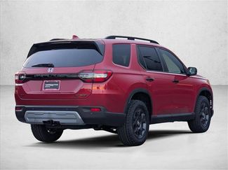 New 2025 Honda Pilot TrailSport video 2