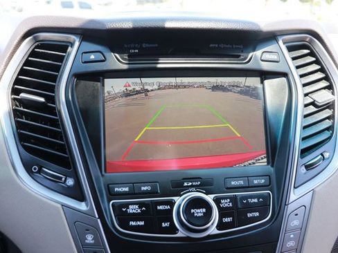 Used 2016 Hyundai Santa Fe Limited w/ Option Group 04 FWD image 29