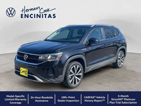 Certified 2023 Volkswagen Taos SE w/ Panoramic Sunroof Package FWD image 1