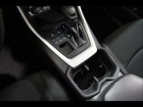 Used 2024 Toyota RAV4 LE image 14