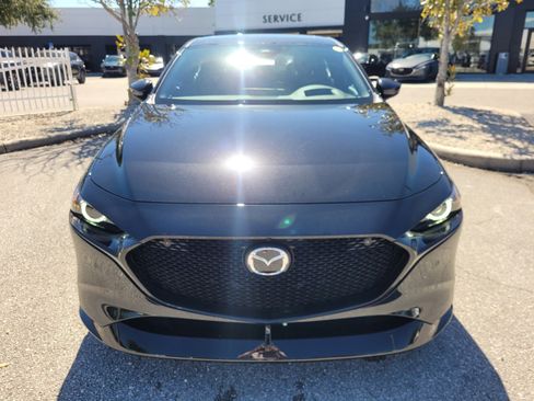 New 2026 MAZDA MAZDA3 Hatchback w/Premium Plus Pkg image 19