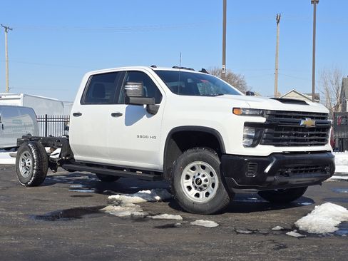 New 2026 Chevrolet Silverado 3500 W/T w/ WT Convenience Package AWD/4WD image 2