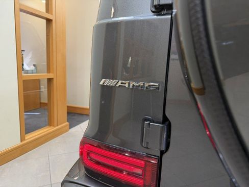 Used 2024 Mercedes-Benz G 63 AMG AMG G 63 image 33