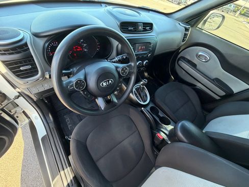 Used 2015 Kia Soul image 15