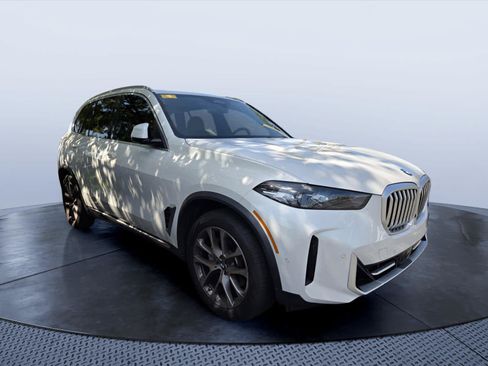 Used 2024 BMW X5 sDrive40i w/ Parking Assistance Package RWD image 1