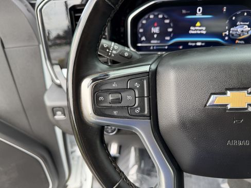 Used 2025 Chevrolet Silverado 2500 LT w/ Convenience Package AWD/4WD image 18