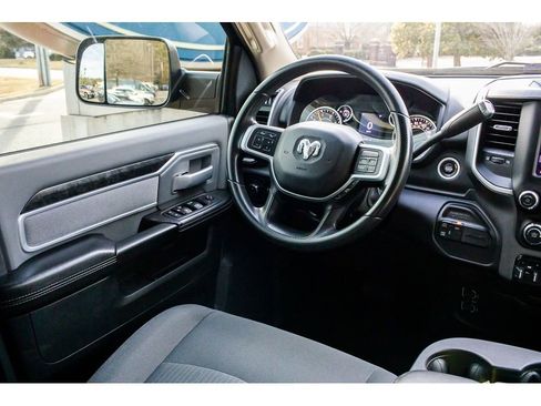 Used 2020 RAM 3500 Big Horn image 16