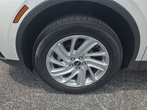 Certified 2023 Lincoln Corsair FWD image 10
