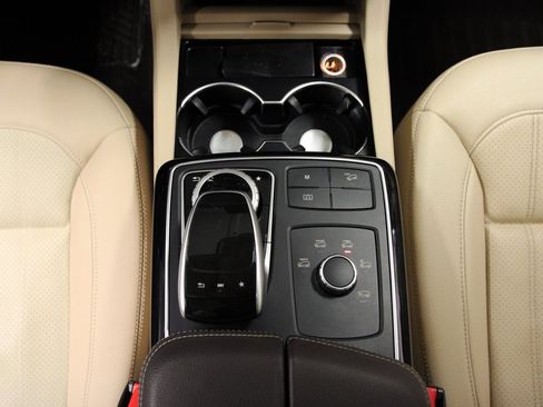 Used 2018 Mercedes-Benz GLE 350 4MATIC image 16