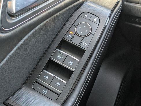 Used 2022 Nissan Rogue Platinum w/ Head-Up Display Package FWD image 21