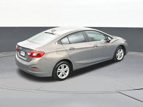 Used 2017 Chevrolet Cruze LT w/ Convenience Package FWD image 64