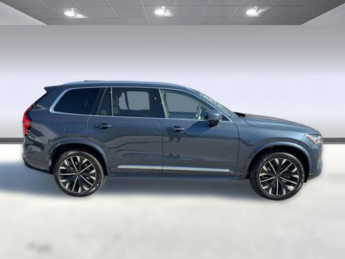 New 2026 Volvo XC90 B6 Ultra w/ Protection Package image 8