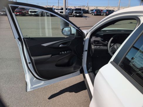 New 2026 Buick Envista Preferred FWD image 22