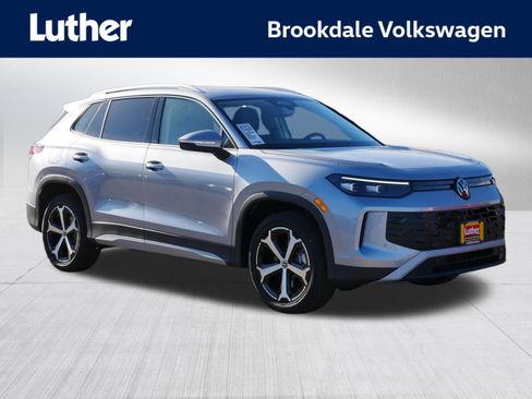 New 2026 Volkswagen Tiguan SE image 1