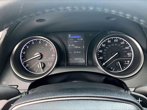 Used 2023 Toyota Camry SE image 13