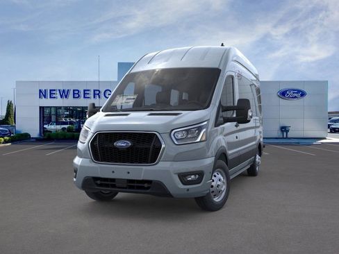 New 2025 Ford Transit 350 XLT image 4