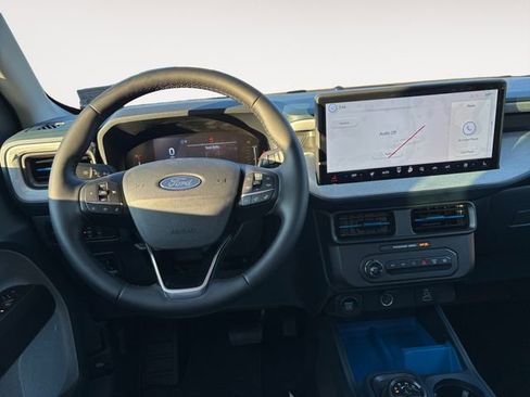 New 2025 Ford Maverick XLT w/ XLT Luxury Package AWD/4WD image 12