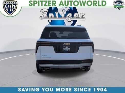 New 2026 Chevrolet Traverse LT w/ LPO, Floor Liner Package FWD image 7
