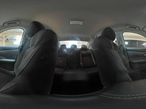 Used 2025 Nissan Sentra SV FWD image 39