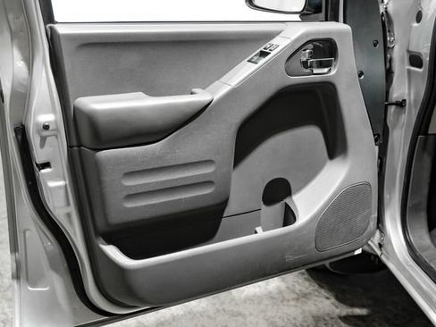 Used 2021 Nissan Frontier S w/ S Utility Package RWD image 38