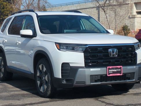 New 2026 Honda Pilot Elite image 7