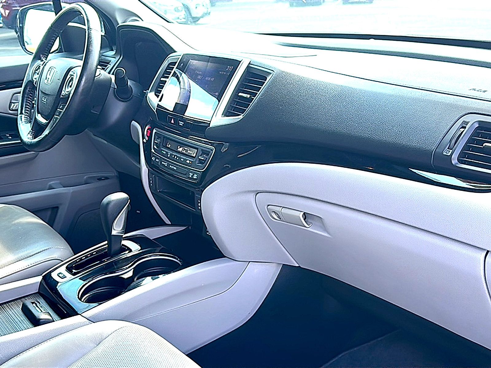 Used 2019 Honda Ridgeline RTL-E image 23