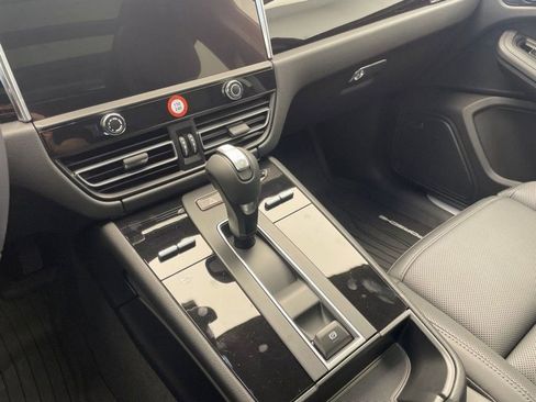 New 2025 Porsche Macan S image 49