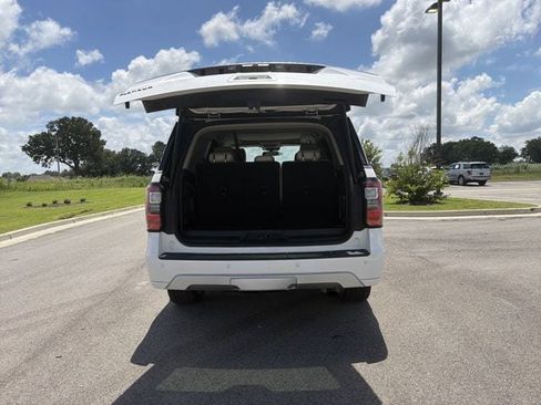 Used 2018 Ford Expedition Platinum AWD/4WD image 22