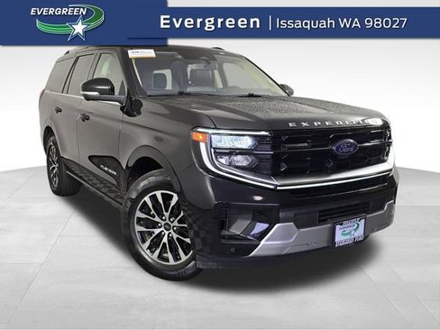 Certified 2025 Ford Expedition Platinum AWD/4WD image 1