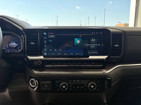 Used 2024 Chevrolet Silverado 1500 LTZ AWD/4WD image 9
