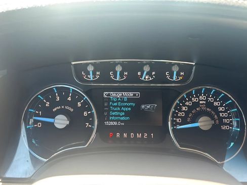 Used 2011 Ford F150 Lariat w/ Lariat Plus Pkg RWD image 2