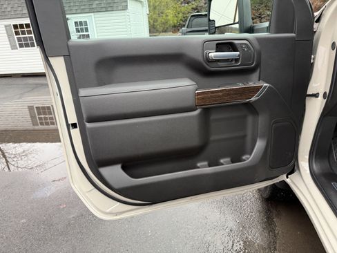 New 2026 GMC Sierra 3500 SLE image 15