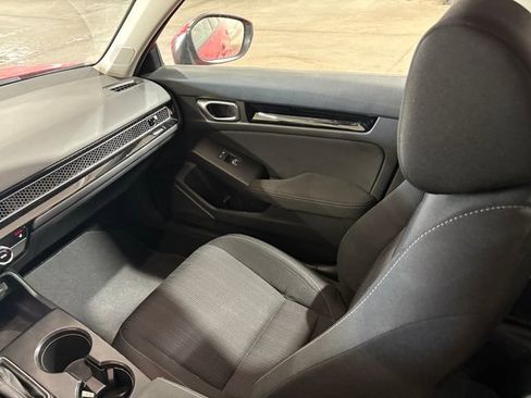 Used 2024 Honda Civic EX image 18