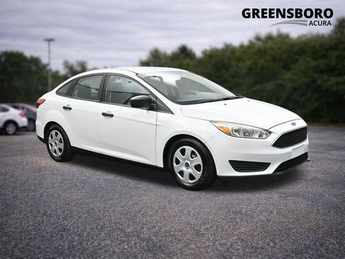 Used 2015 Ford Focus S FWD image 1