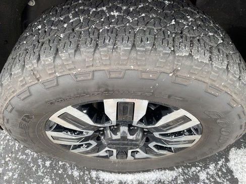 Used 2025 GMC Sierra 2500 Denali Ultimate w/ Max Trailering Package image 33