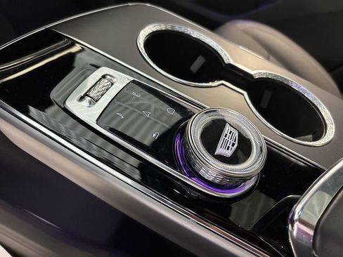 New 2025 Cadillac Lyriq Luxury RWD image 23