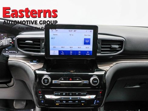 Used 2023 Ford Explorer Limited w/ Equipment Group 301A image 12