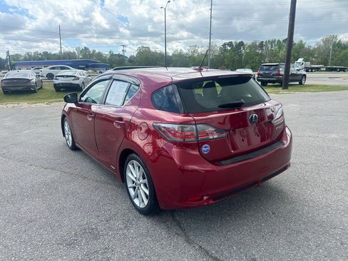 Used 2013 Lexus CT 200h w/ Premium Pkg w/Navigation FWD image 3