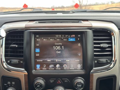 Used 2015 RAM 3500 Laramie AWD/4WD image 25