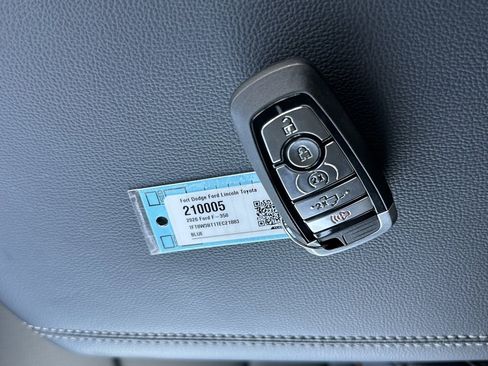 New 2026 Ford F350 Lariat w/ Black Appearance Package image 22