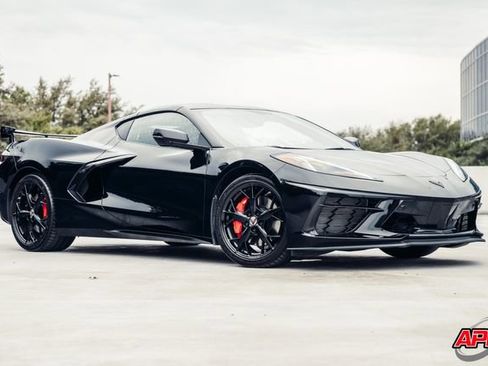 Used 2020 Chevrolet Corvette Stingray Premium Cpe w/ 3LT Preferred Equipment Group image 43