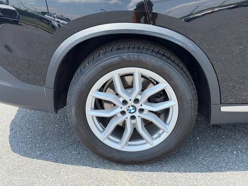 Used 2022 BMW X5 xDrive40i AWD/4WD image 13